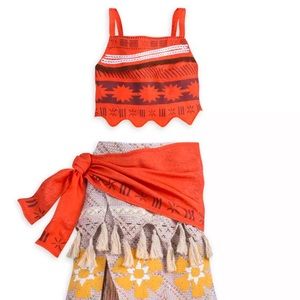 Disney Store Moana costume. Size 7/8. Excellent condition